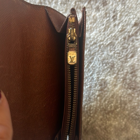 Louis Vuitton Porte Monnaie Wallet - Picture 5 of 5